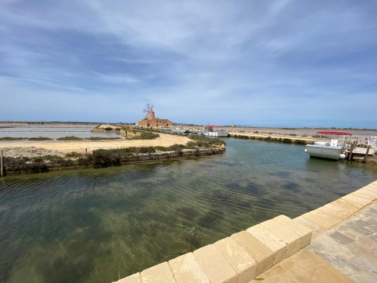 La Favorita Apartment Marsala Bagian luar foto